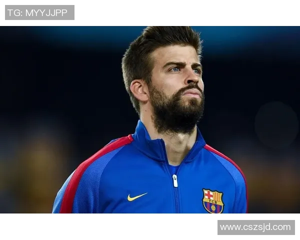 足球球星头带的潮流风尚与运动精神完美融合的时尚象征