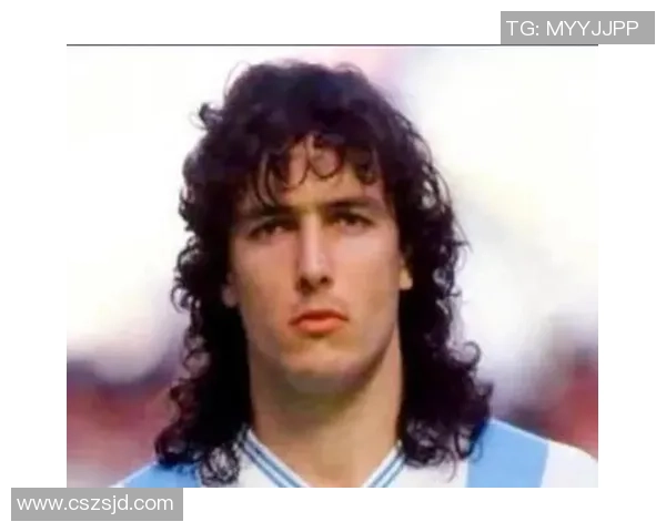 长发男足球星图片大全及其独特魅力解析 长发男足球星图片大全及其独特魅力解析